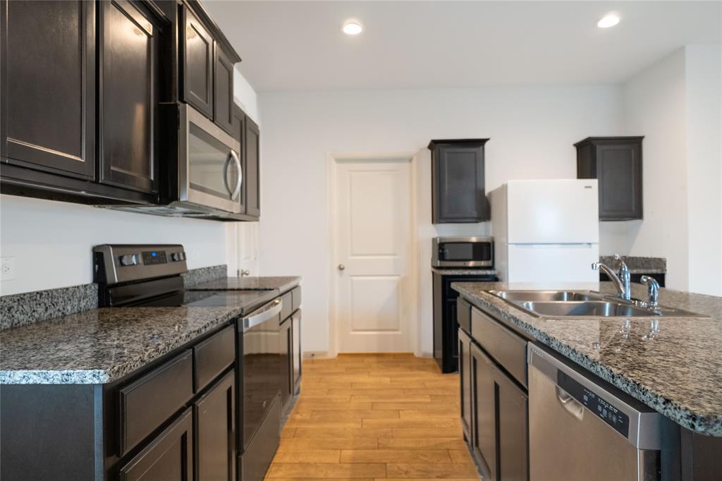 Waterbend South - Residential