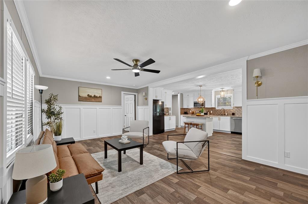 451 Shady Oaks Lane