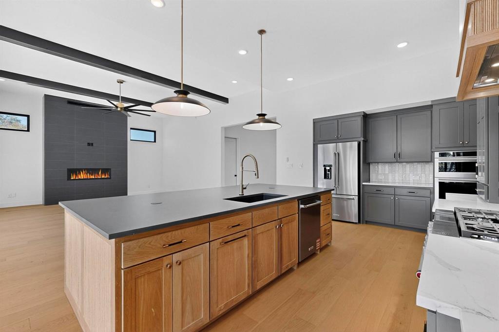 1770 Coopers Hawk Drive