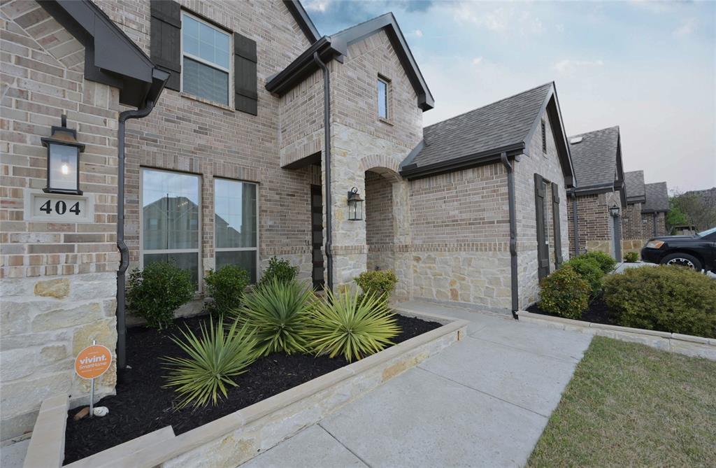 404 Leighton Court