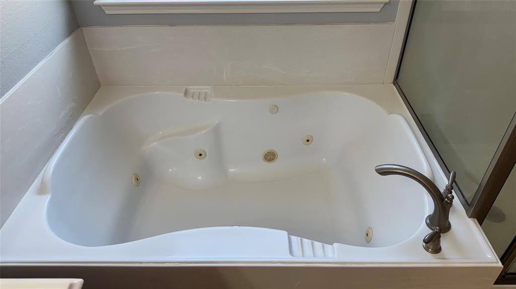 Harbor Glen Ph 01 - Residential Lease