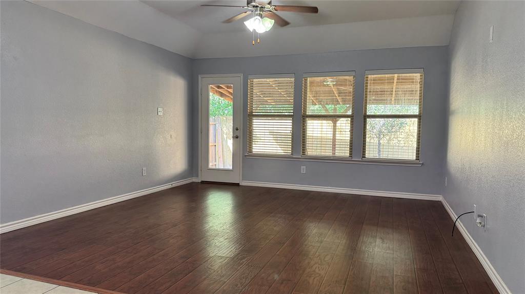 Harbor Glen Ph 01 - Residential Lease