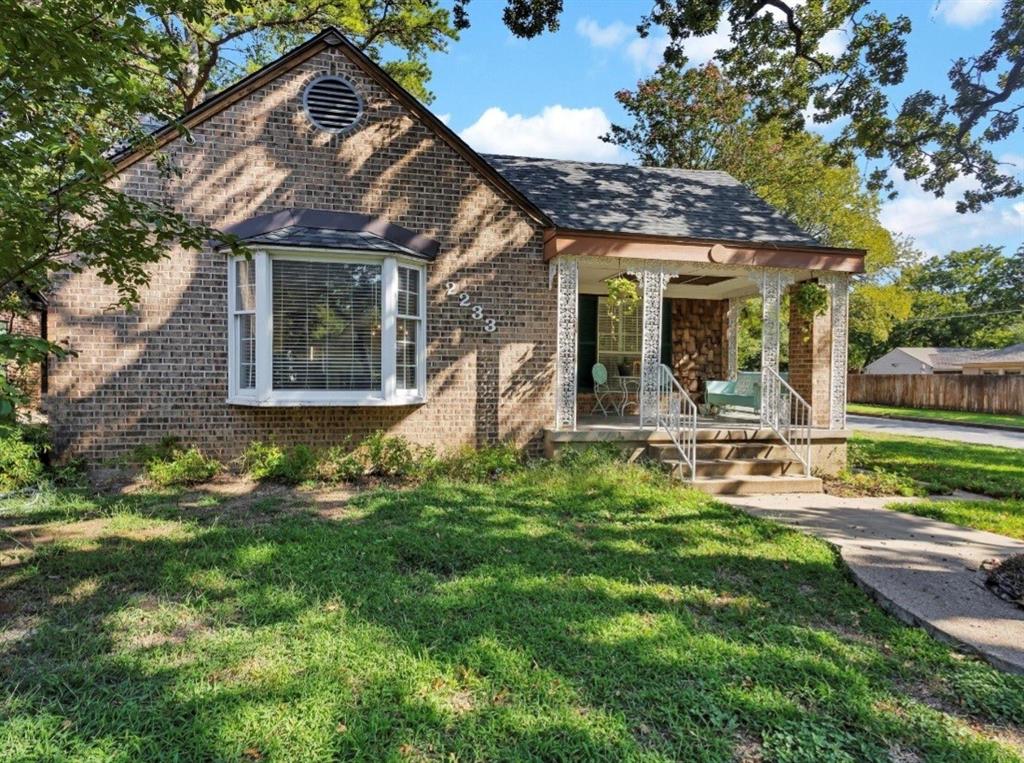 2233 Goldenrod Avenue