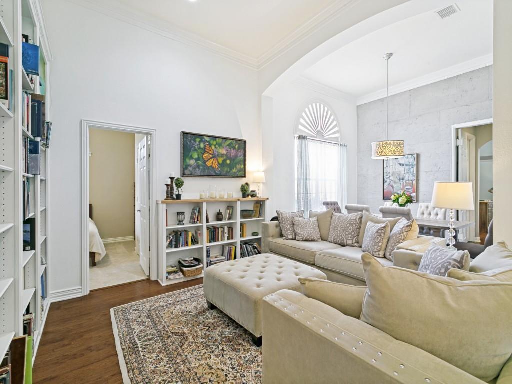 1209 Queen Guinevere Drive