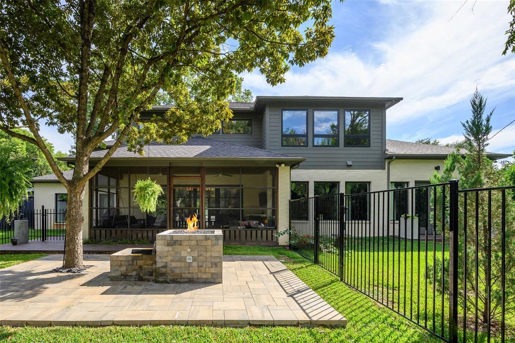 Walnut Hill Park - Residential