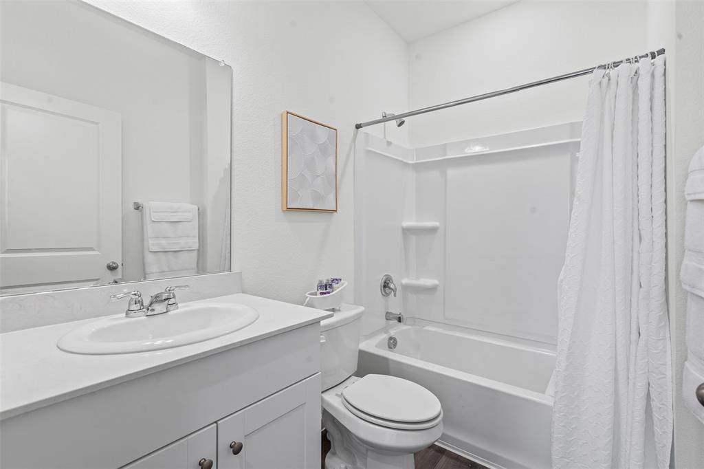 Mcpherson Village Add - Residential