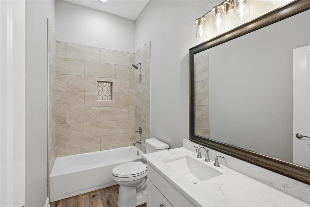 Decordova Bend Estates - Residential