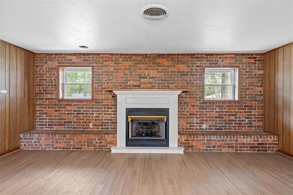 117 Oak Forest Drive