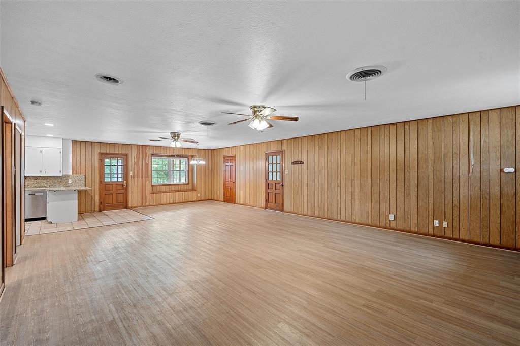 117 Oak Forest Drive