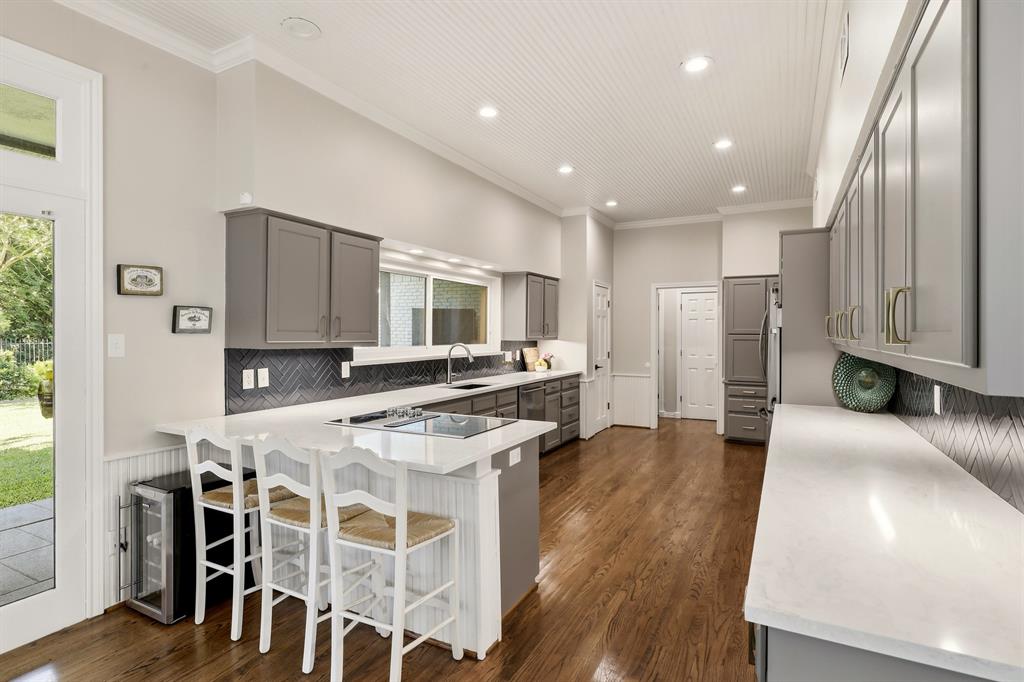 Alexanders Village 02 - Residential