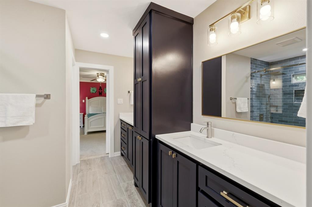 Alexanders Village 02 - Residential