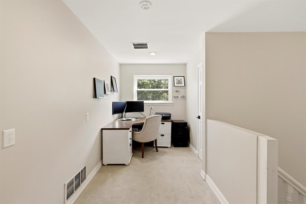 Alexanders Village 02 - Residential
