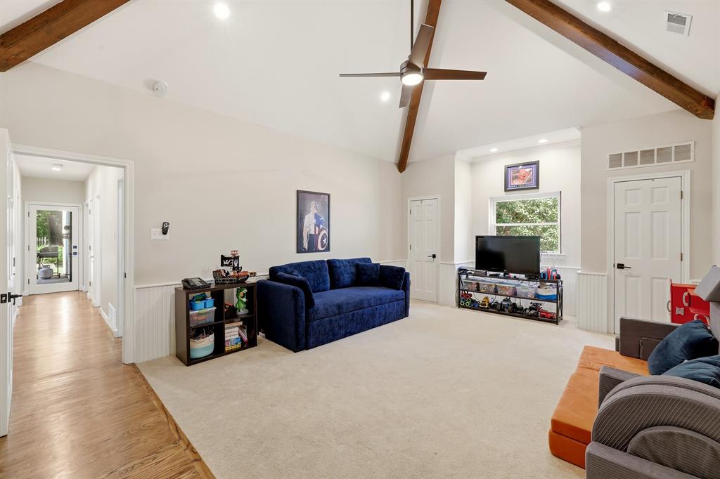 Alexanders Village 02 - Residential