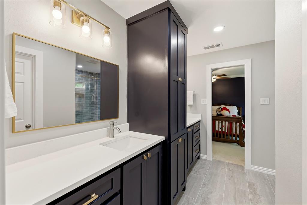 Alexanders Village 02 - Residential