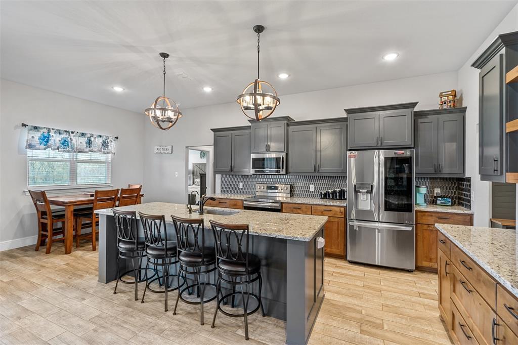 Woody Pointe - Residential