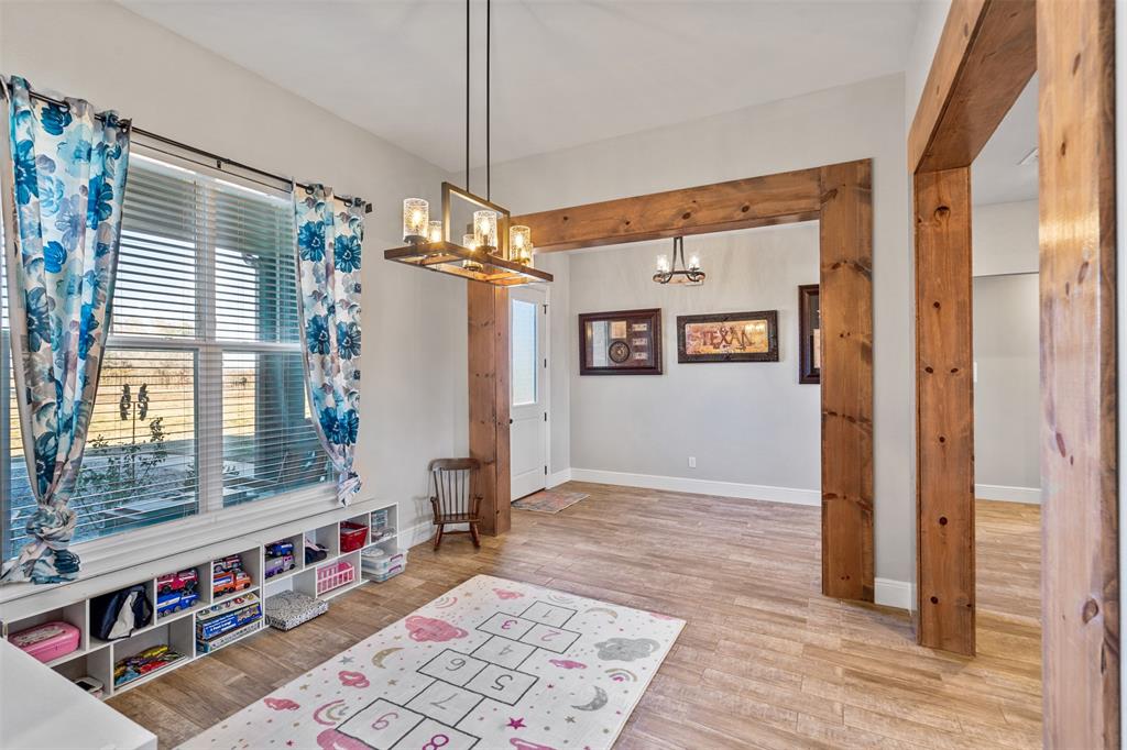 Woody Pointe - Residential