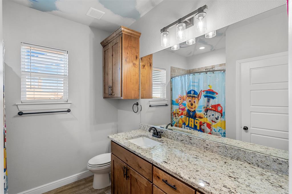 Woody Pointe - Residential