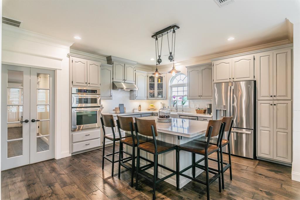 200 Sabine Creek Road