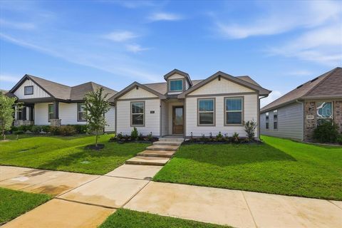 Photo of 2821 Bursera Lane, Fort Worth, TX 76108 (MLS # 21331040)