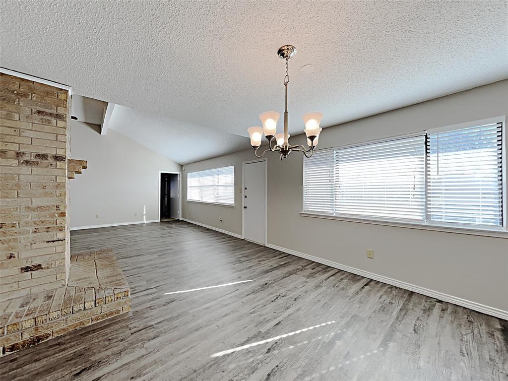 3404 Vine Ridge