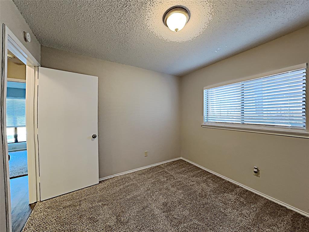 3404 Vine Ridge