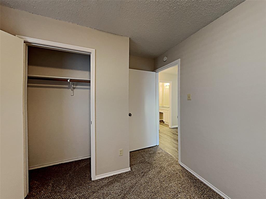 3404 Vine Ridge