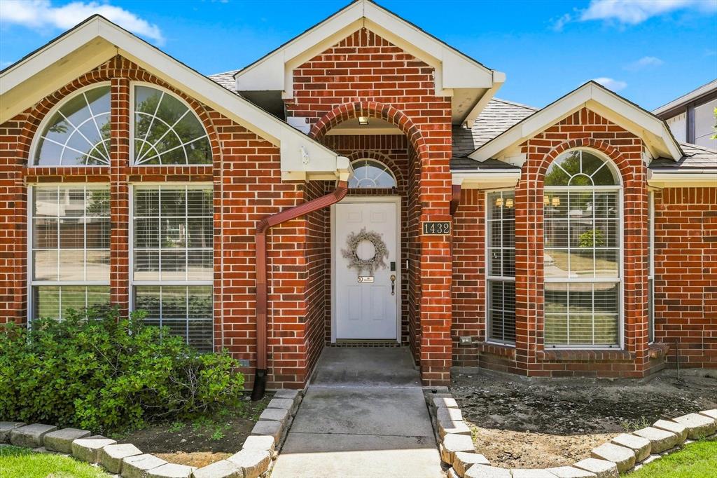 1432 Saint Gallen Lane
