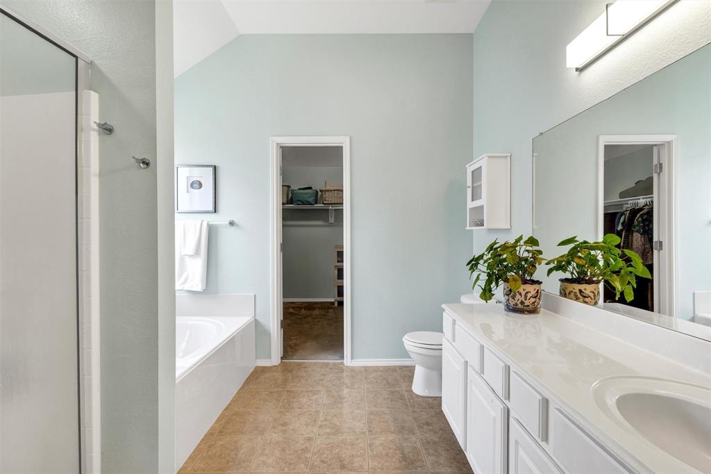 Fort Worth, Texas 76244, United States, 3 Bedrooms Bedrooms, ,3 BathroomsBathrooms,Residential,Pending,112372