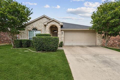 4925 Happy Trail Fort Worth TX 76244