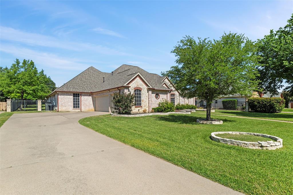 811 Shady Bend Drive
