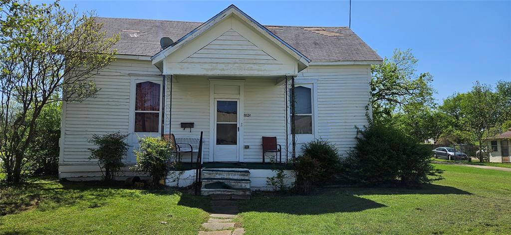 1024 E Pecan Street