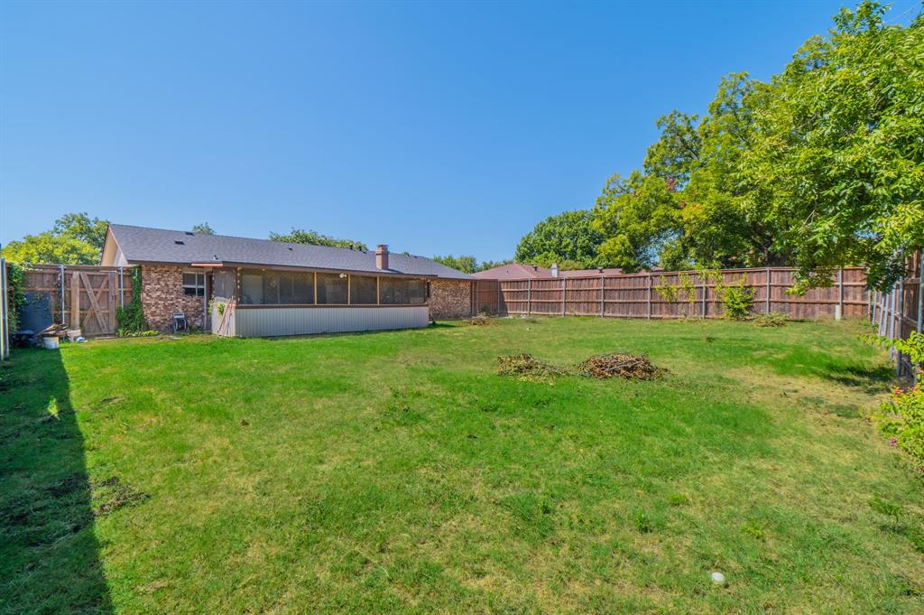 1011 Whippoorwill Court