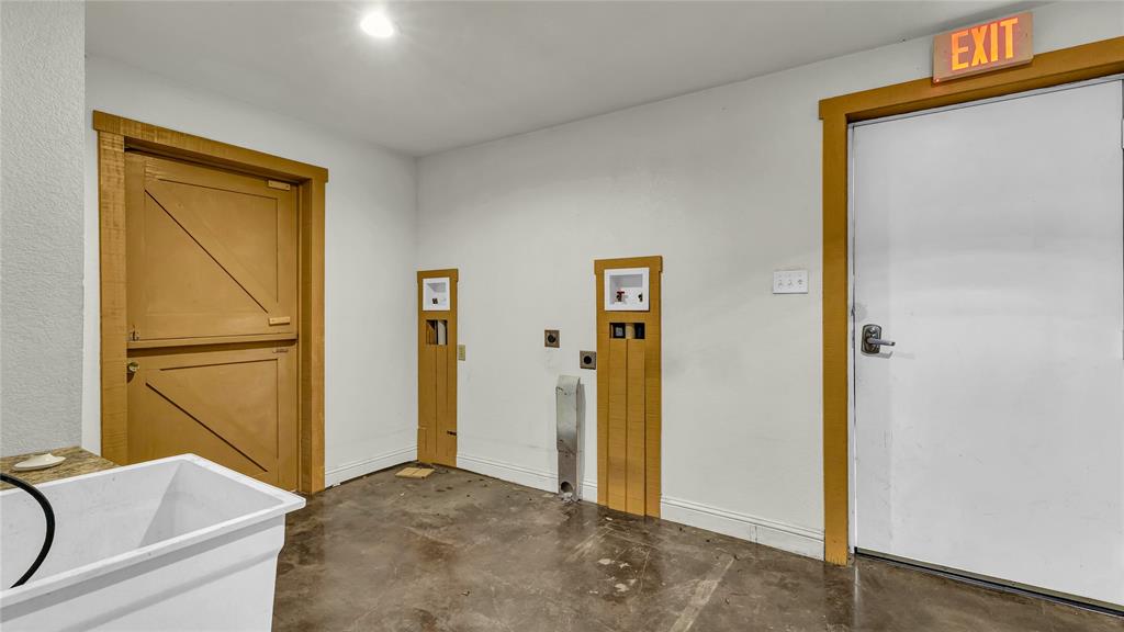 Peaster Original Town - Commercial Sale