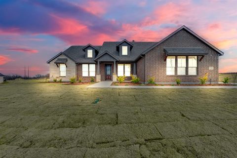 A home in Valley View