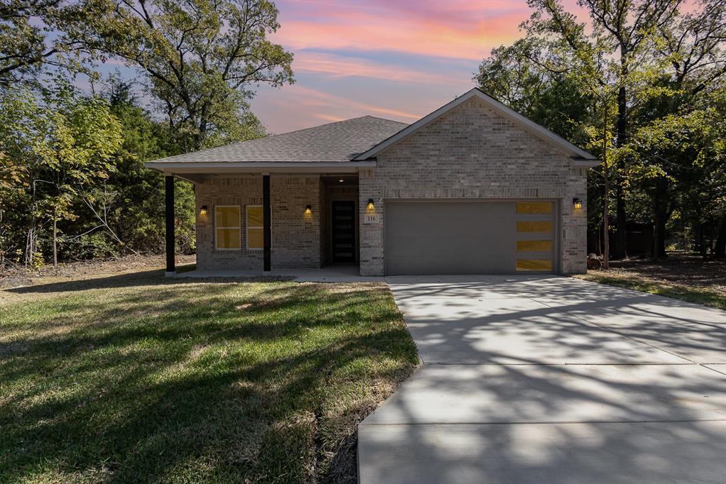116 Oakwood Drive
