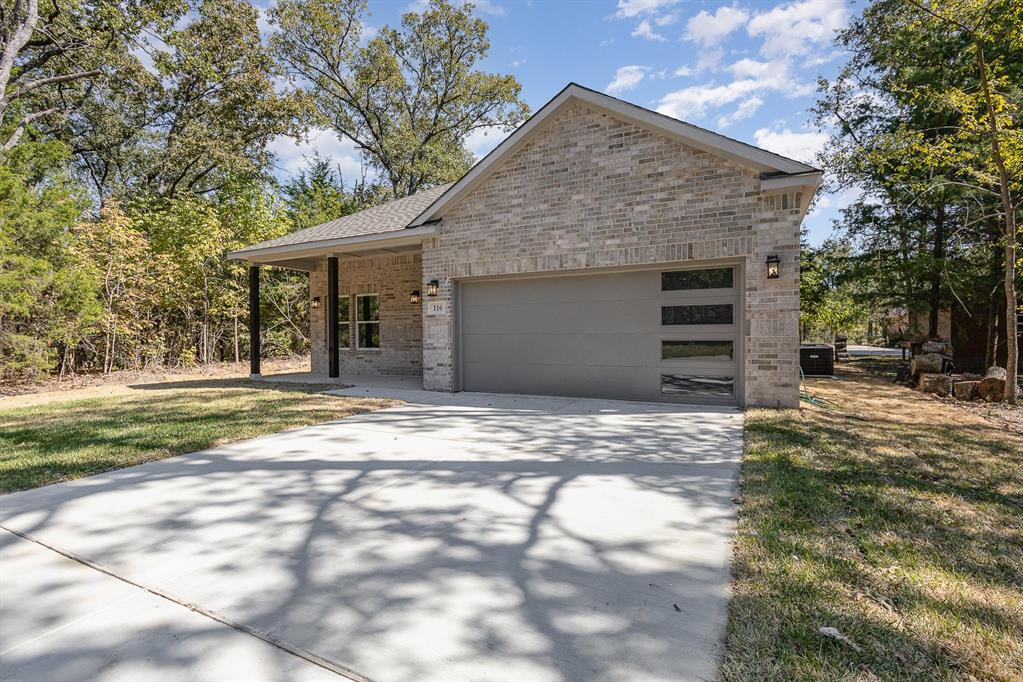 116 Oakwood Drive