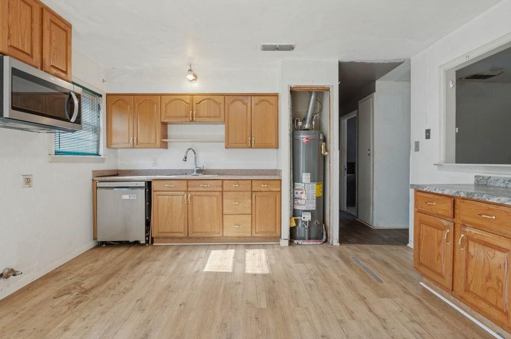 1024 Harris Drive