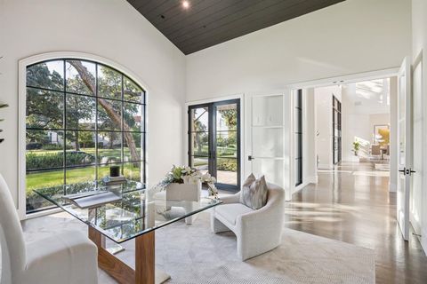 Tiny photo for 1609 Meandering Way Drive, Westlake, TX 76262 (MLS # 21029065)