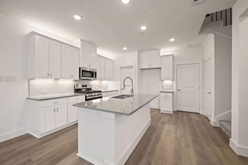 Mosaic - Residential