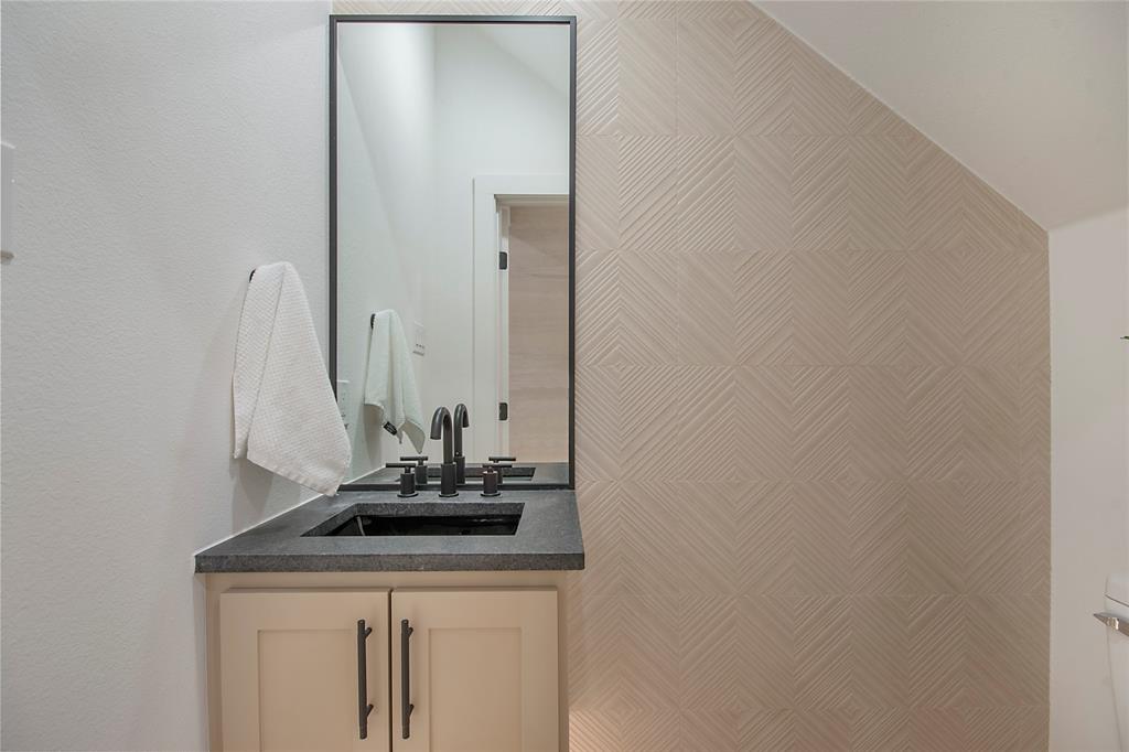 CLIFTON PLACE NO 2 - Residential