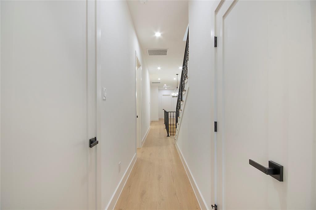 CLIFTON PLACE NO 2 - Residential