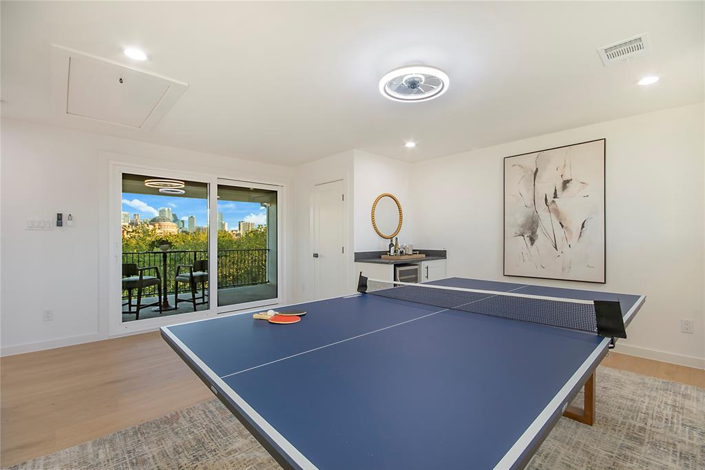 CLIFTON PLACE NO 2 - Residential