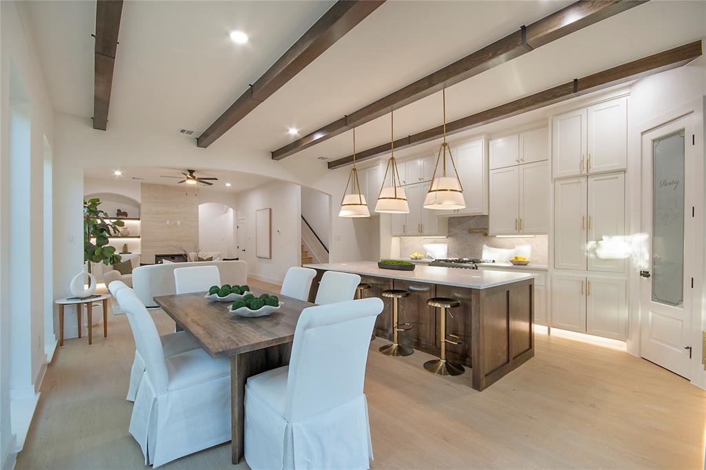 CLIFTON PLACE NO 2 - Residential