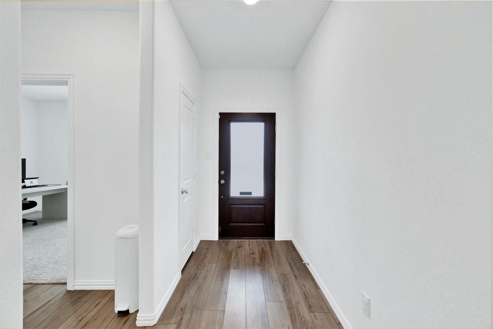 1741 Lake Grove Drive