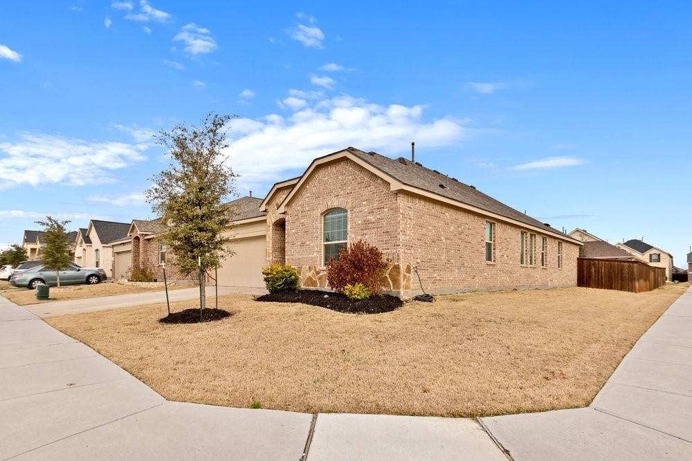 1741 Lake Grove Drive