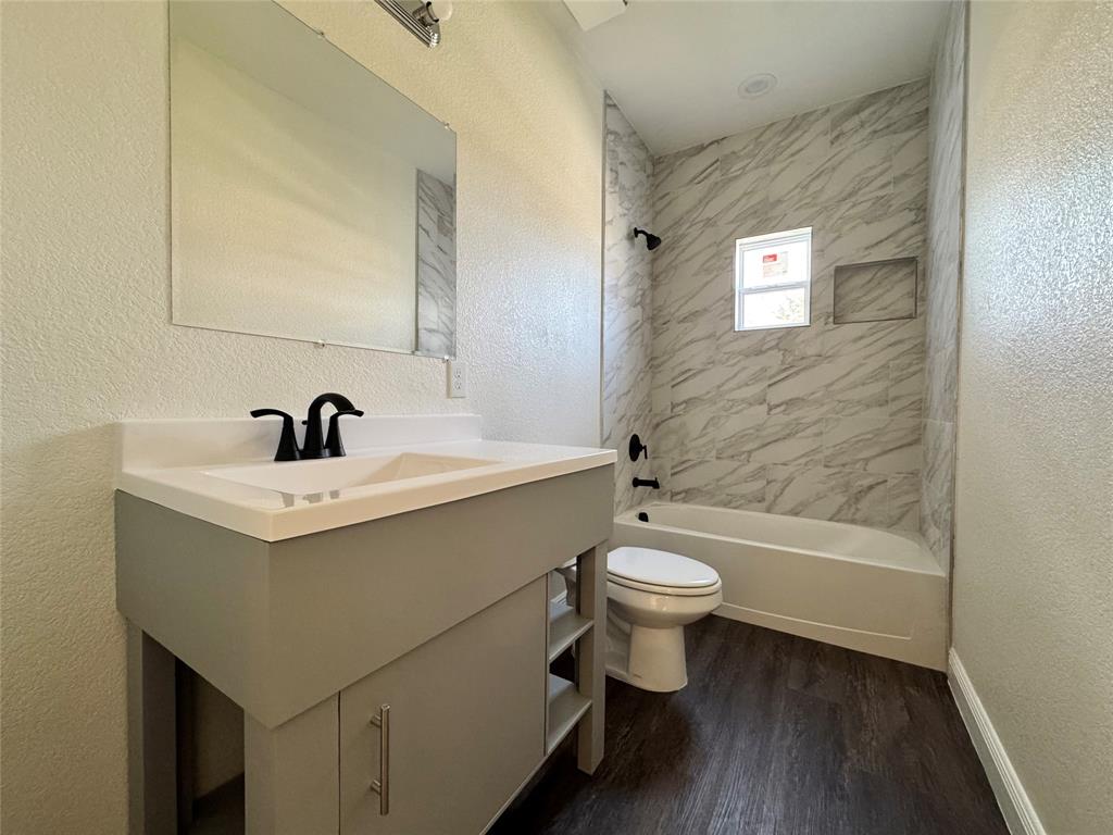 Nantucket Village - Residential