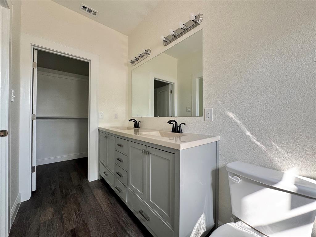 Nantucket Village - Residential