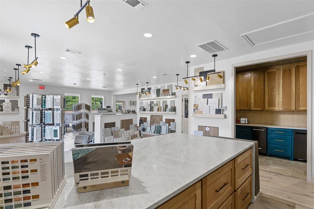 Lassater Guy Addl - Commercial Sale