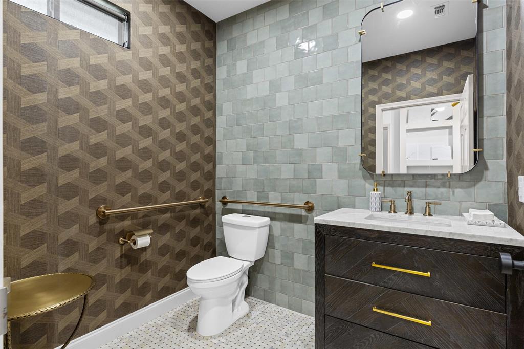 Lassater Guy Addl - Commercial Sale