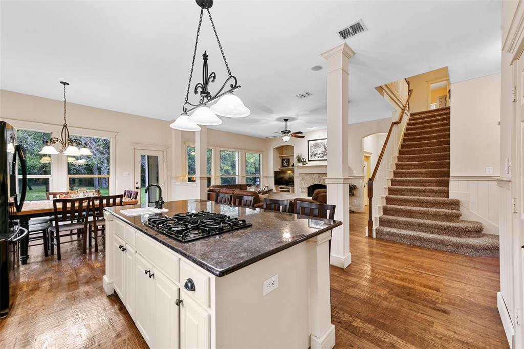 Valley View, Texas 76272, United States, 3 Bedrooms Bedrooms, ,3 BathroomsBathrooms,Residential,Active,33816